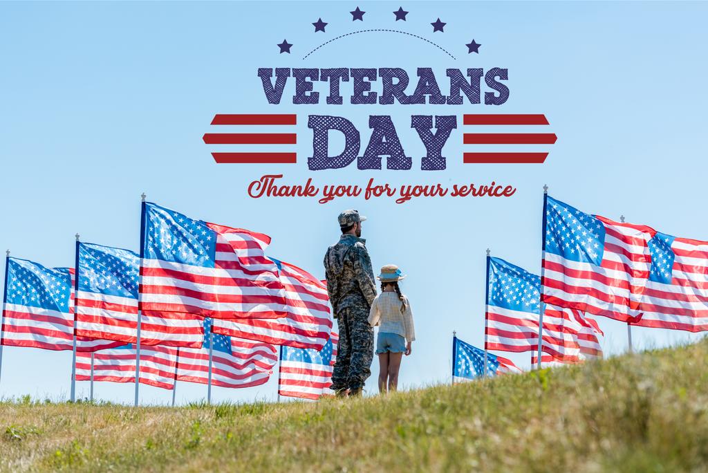 hombre en uniforme militar de pie con hija cerca de banderas americanas con día de los veteranos, gracias por su ilustración de servicio
 - Foto, imagen