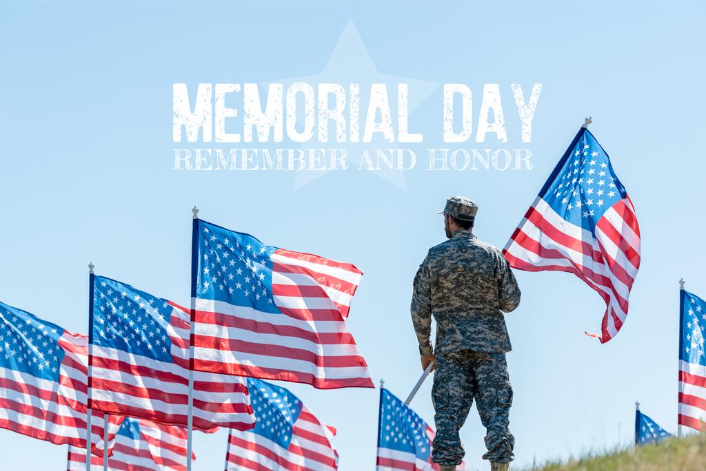 uomo in uniforme militare e cappello in piedi e in possesso di bandiera americana con il giorno del memoriale, ricordare e illustrazione onore
 - Foto, immagini