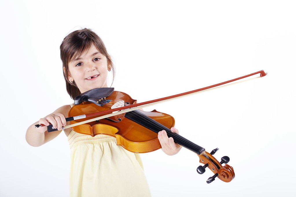 dziewczynka gry na skrzypcach - Zdjęcie, obraz