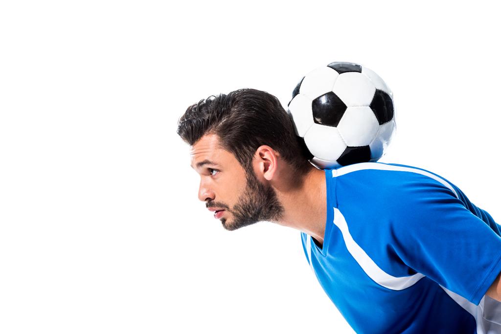 treinamento de jogador de futebol barbudo com bola isolada em branco com espaço de cópia
 - Foto, Imagem