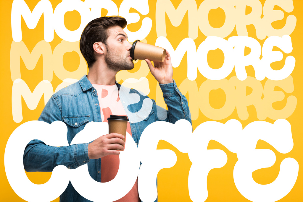hombre guapo bebiendo café para ir aislado en amarillo con más ilustración de café
 - Foto, imagen