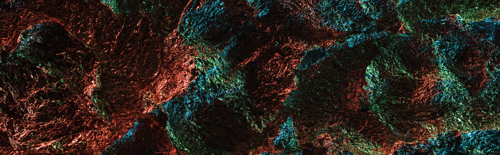 πανοραμική φωτογραφία αφηρημένου φόντου με γυαλιστερή υφή τσαλακωμένο φύλλο με πολύχρωμο φωτισμό - Φωτογραφία, εικόνα