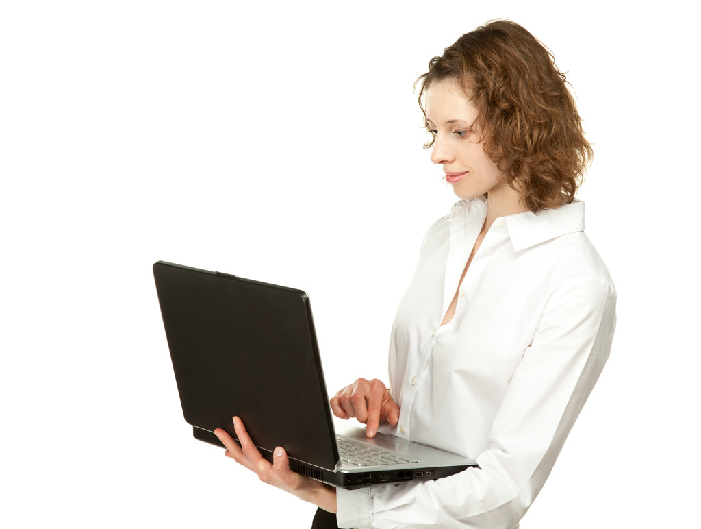 fiatal nő használ laptop - Fotó, kép