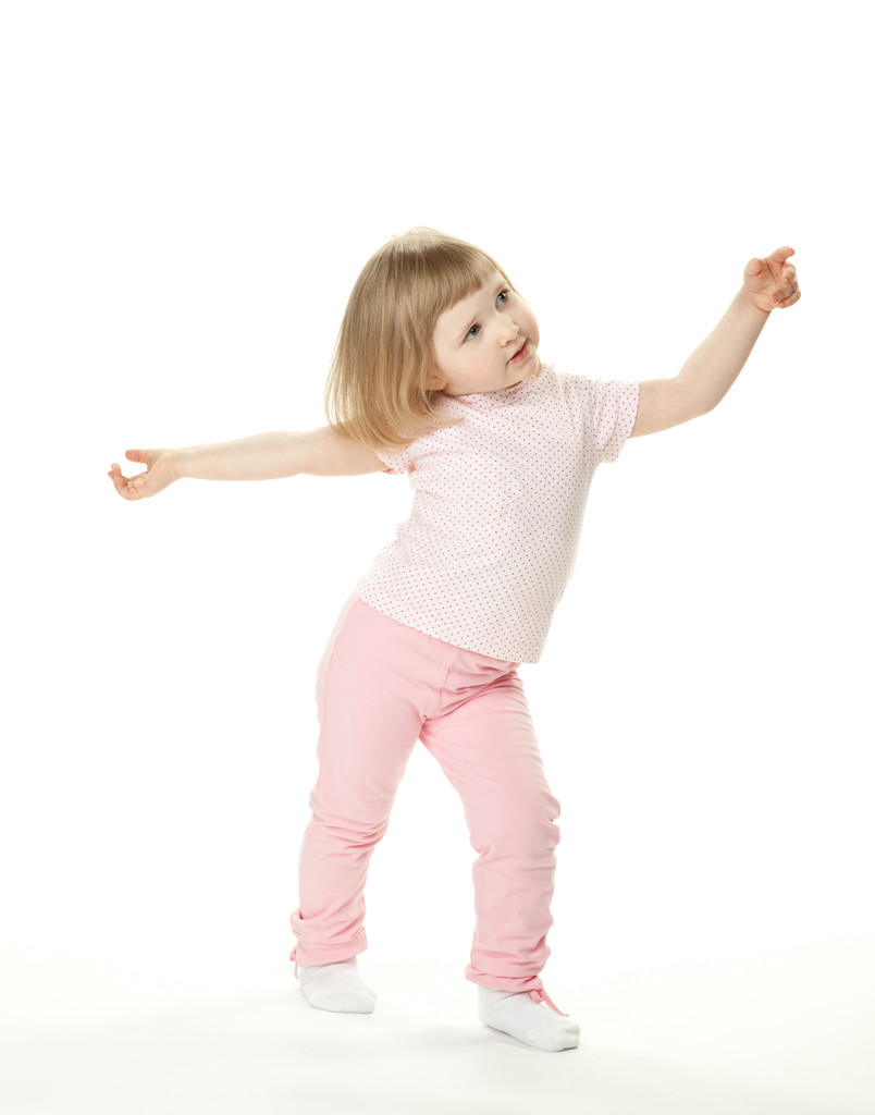 entzückendes Baby-Mädchen tanzt - Foto, Bild
