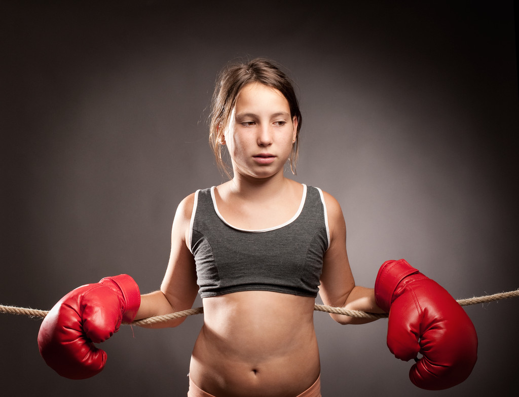 若い女の子のボクサー - 写真・画像