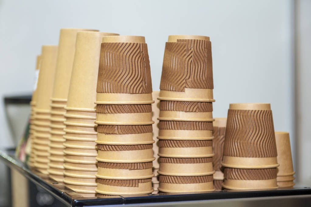 tazas de papel para café
  - Foto, Imagen
