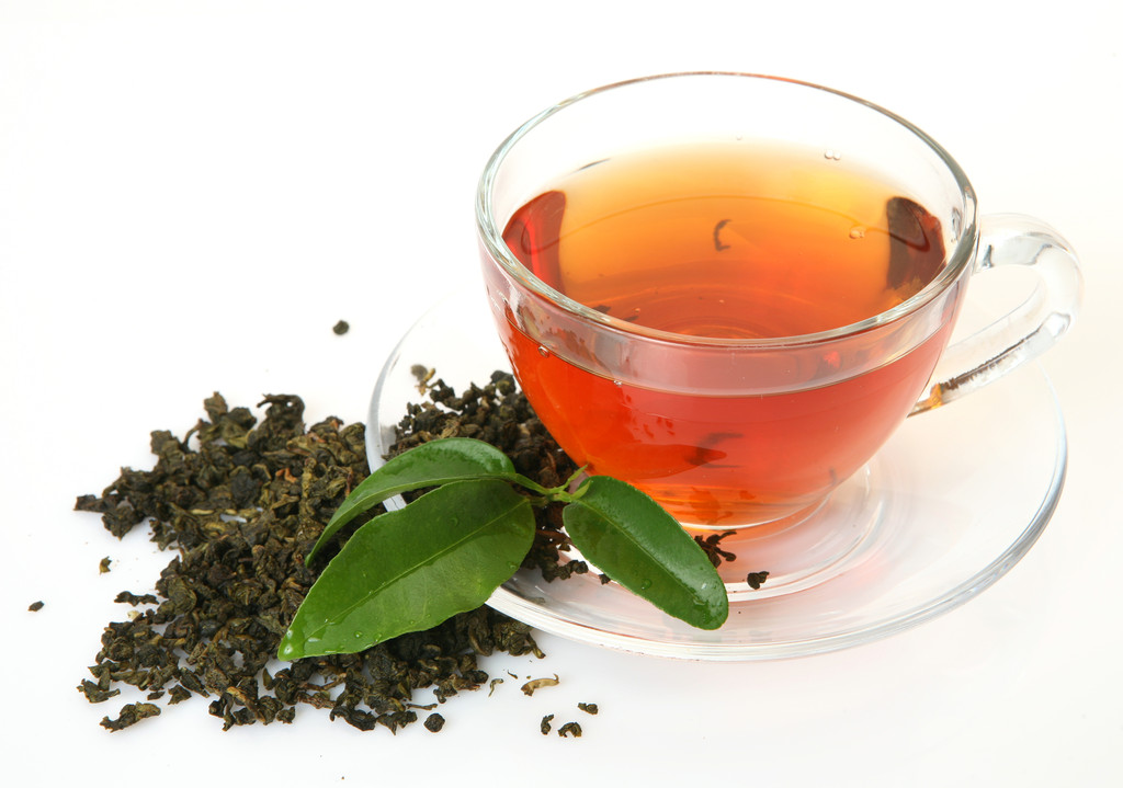tea és zöld levél - Fotó, kép
