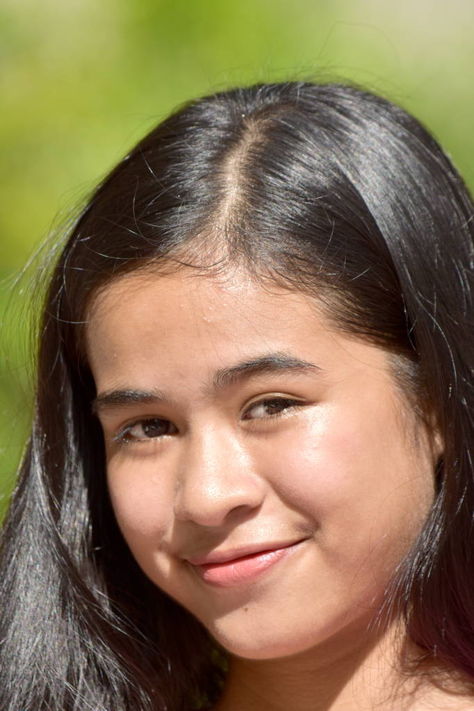 Muotokuva aasialainen teini-ikäinen nainen
 - Valokuva, kuva