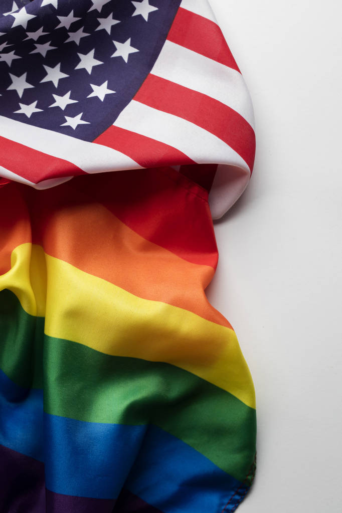 Americké hvězdy a pruhy vlajka vedle gay hrdost Lgbt rainb - Fotografie, Obrázek