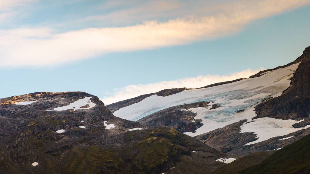 Mountains view with glacier, Norway - Φωτογραφία, εικόνα