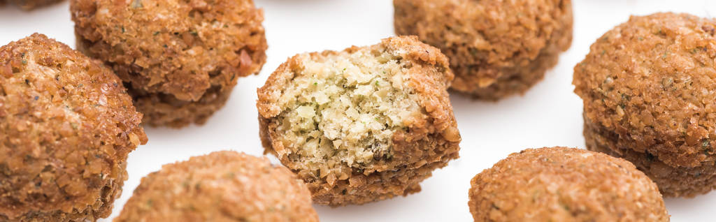 close up view of delicious fresh cooked falafel balls on white background, panoramic shot - Photo, Image