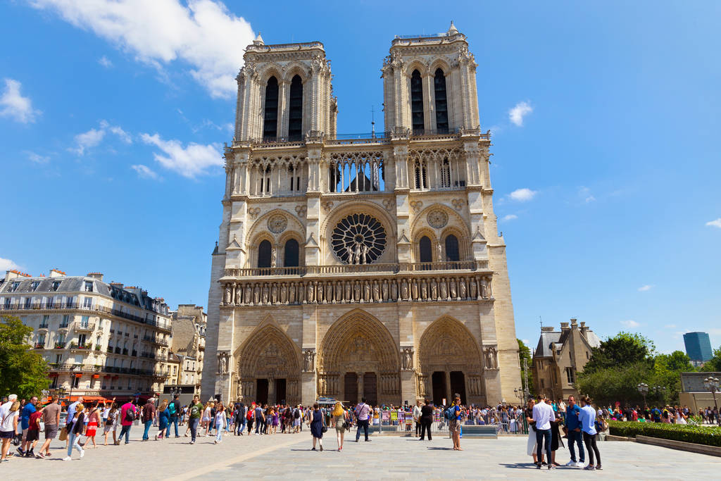 Vue de la célèbre église Notre-Dame de Paris
. - Photo, image
