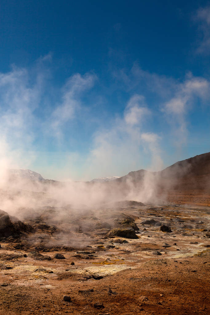 Piękne dramatyczne wielobarwne krajobraz wiosna Islandii jak - Zdjęcie, obraz