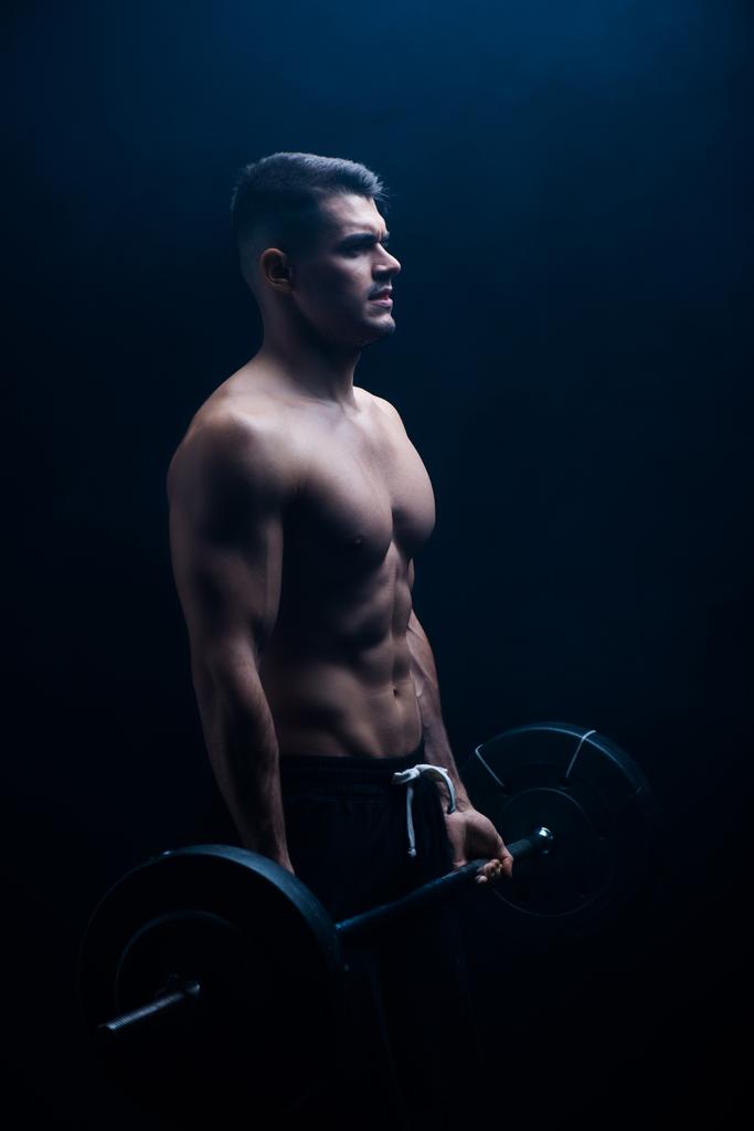 セクシーな筋肉bodyburderともに裸胴エキサイティングな上の黒の背景 - 写真・画像