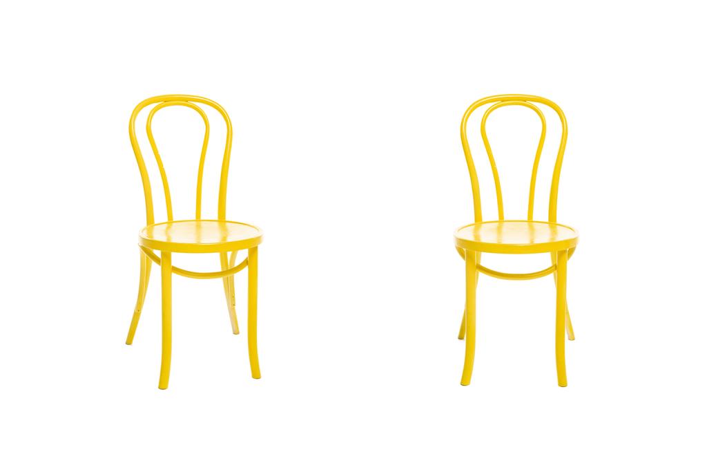 Moderne sedie gialle isolate su bianco
 - Foto, immagini