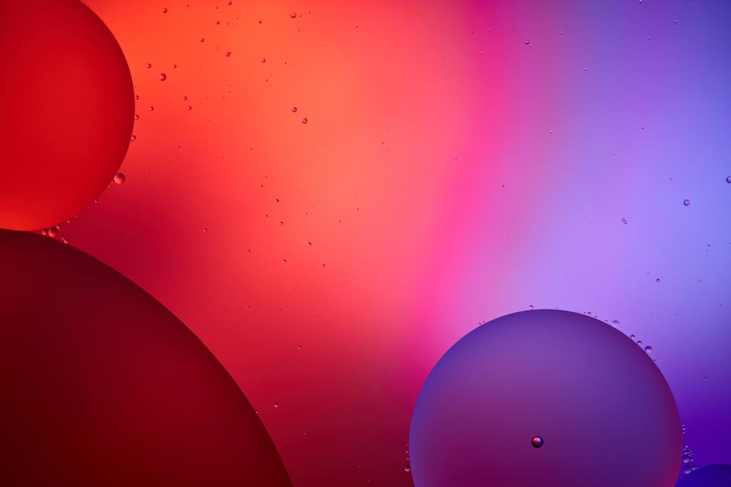 Beau fond abstrait de couleur de bulles d'eau et d'huile mélangées en rose
 - Photo, image