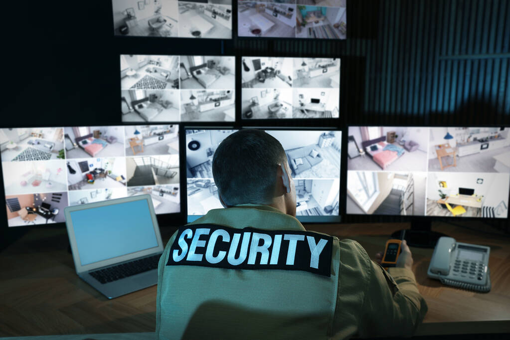 Vigilância de segurança câmeras de CCTV modernas no escritório
 - Foto, Imagem