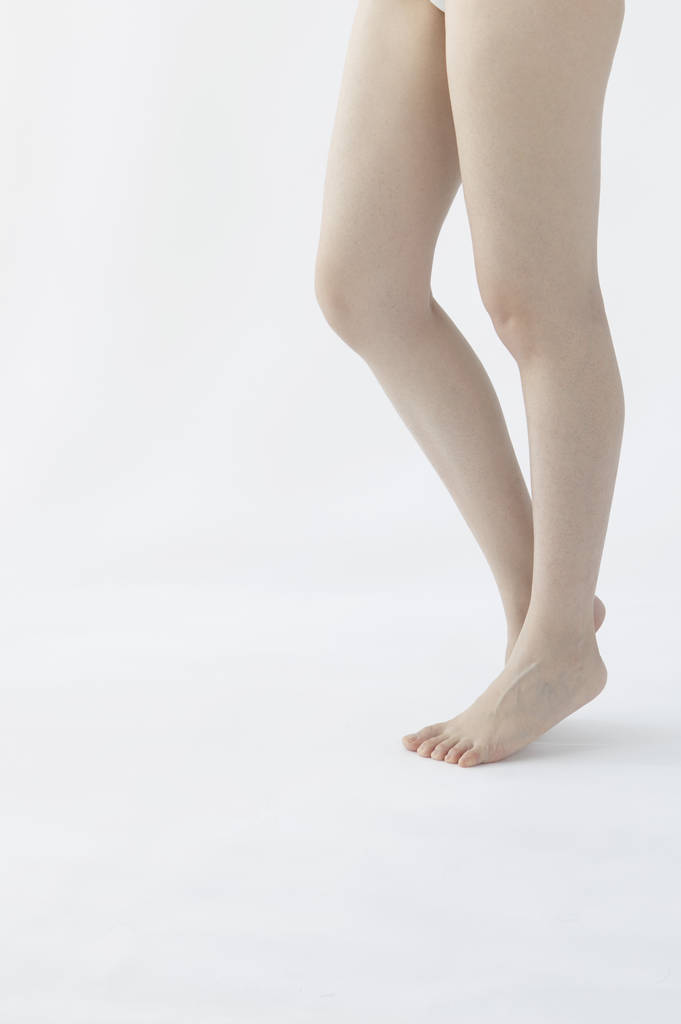 fiatal nő vékony lábai - Fotó, kép