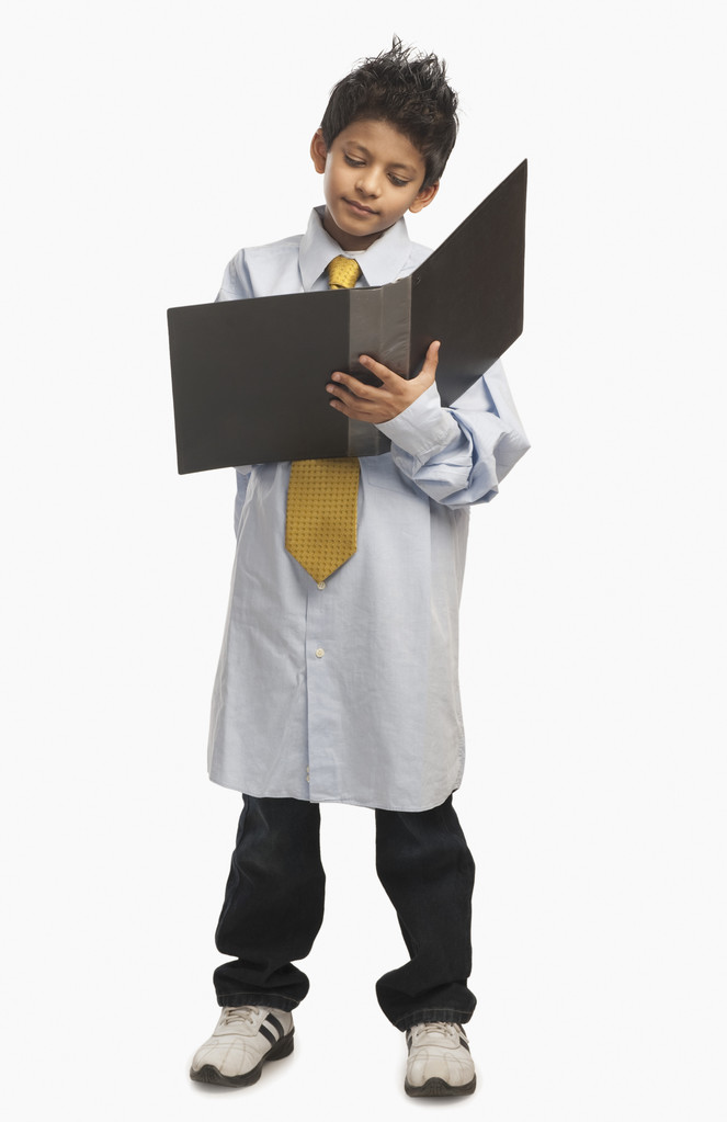 Мальчик, одетый как бизнесмен
 - Фото, изображение