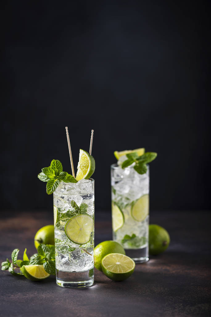 mojito with lime, mint  and ice - Photo, Image