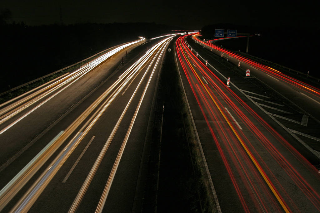 traffico nelle ore di punta in autostrada - Foto, immagini
