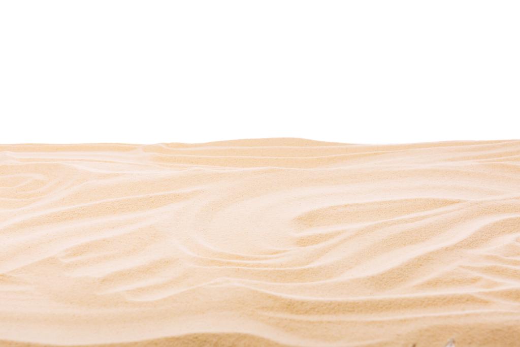 Areia texturizada sobre fundo branco com espaço de cópia
 - Foto, Imagem