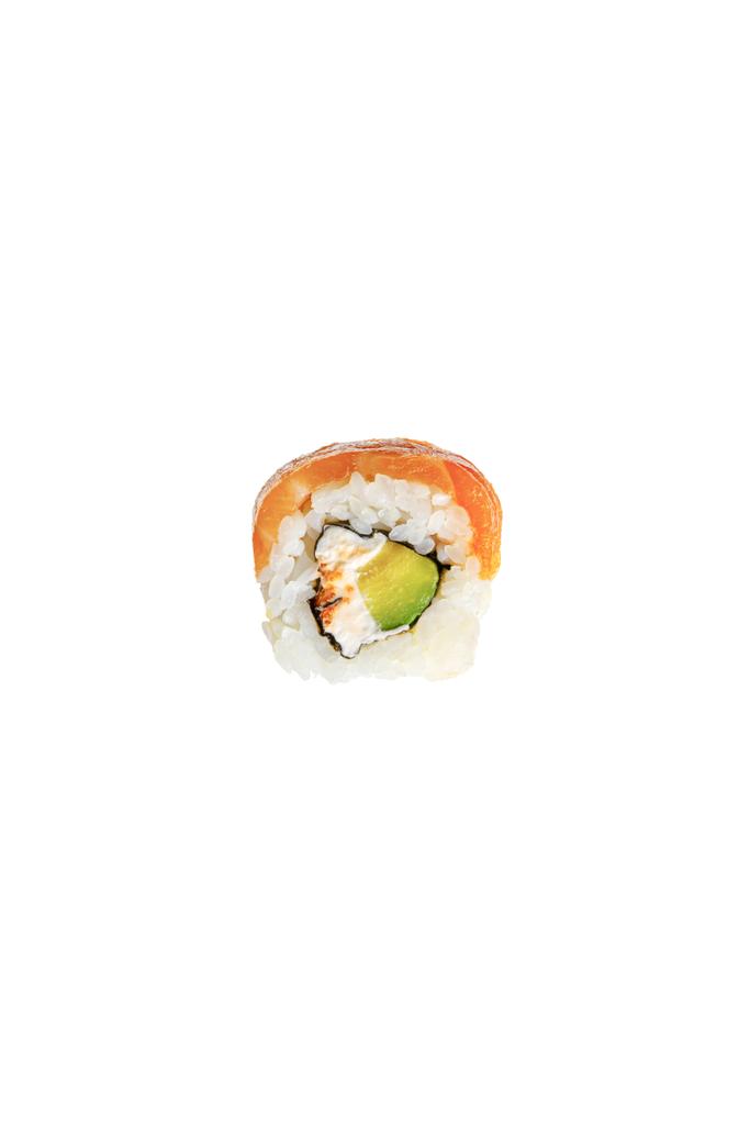 herkullinen Philadelphia sushi avokado, tuorejuusto, lohi ja masago kaviaari eristetty valkoinen
 - Valokuva, kuva