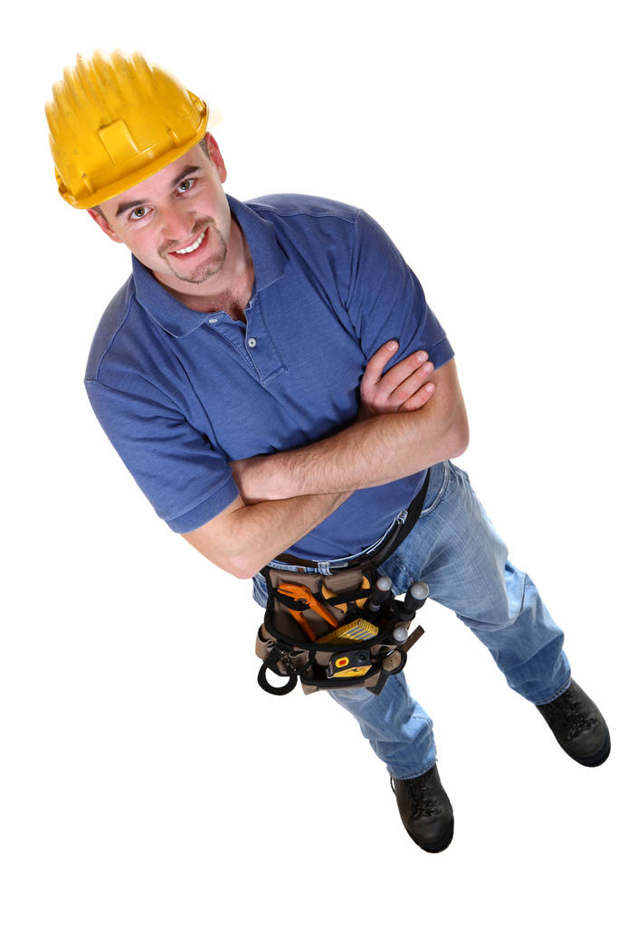 jeune homme avec ceinture à outils isolé sur blanc - Photo, image