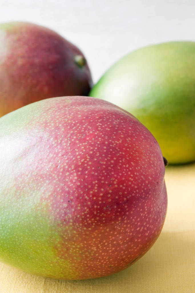τροπικά φρούτα, μάνγκο, έννοια των τροφίμων - Φωτογραφία, εικόνα