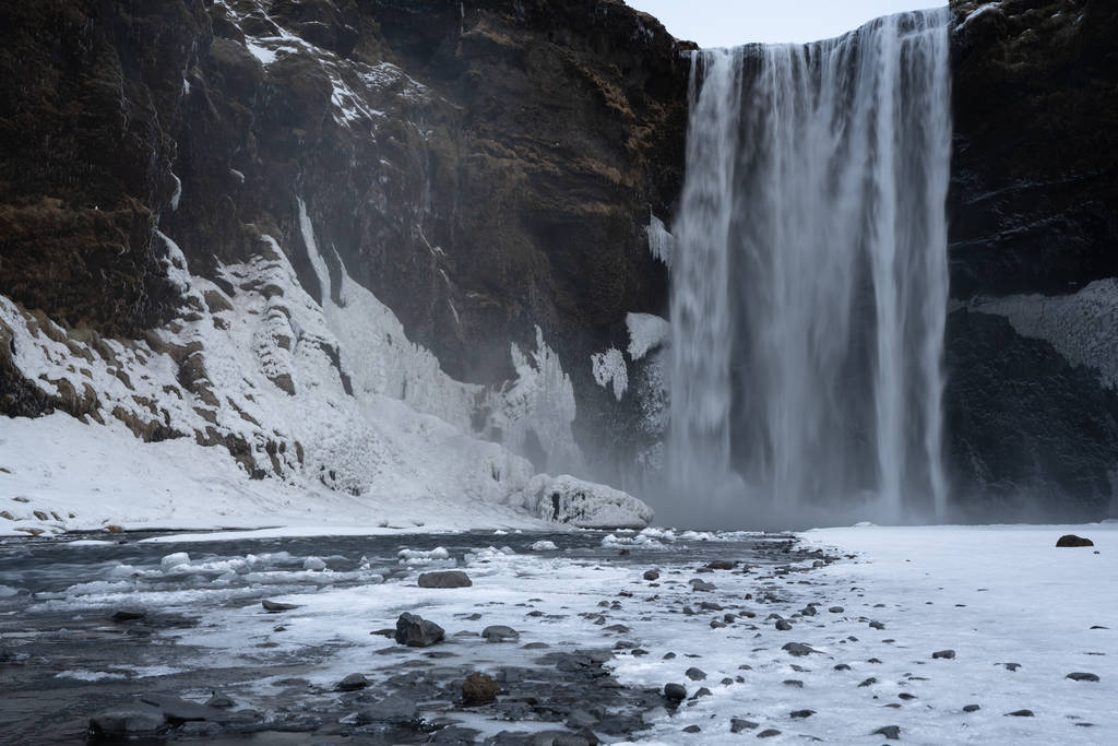 Kaunis Skogafoss kylmänä talvipäivänä, Islanti, Eurooppa - Valokuva, kuva