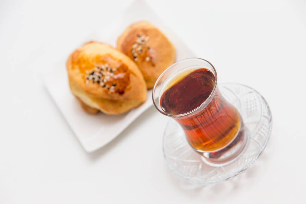 Postres turcos y té - Foto, imagen