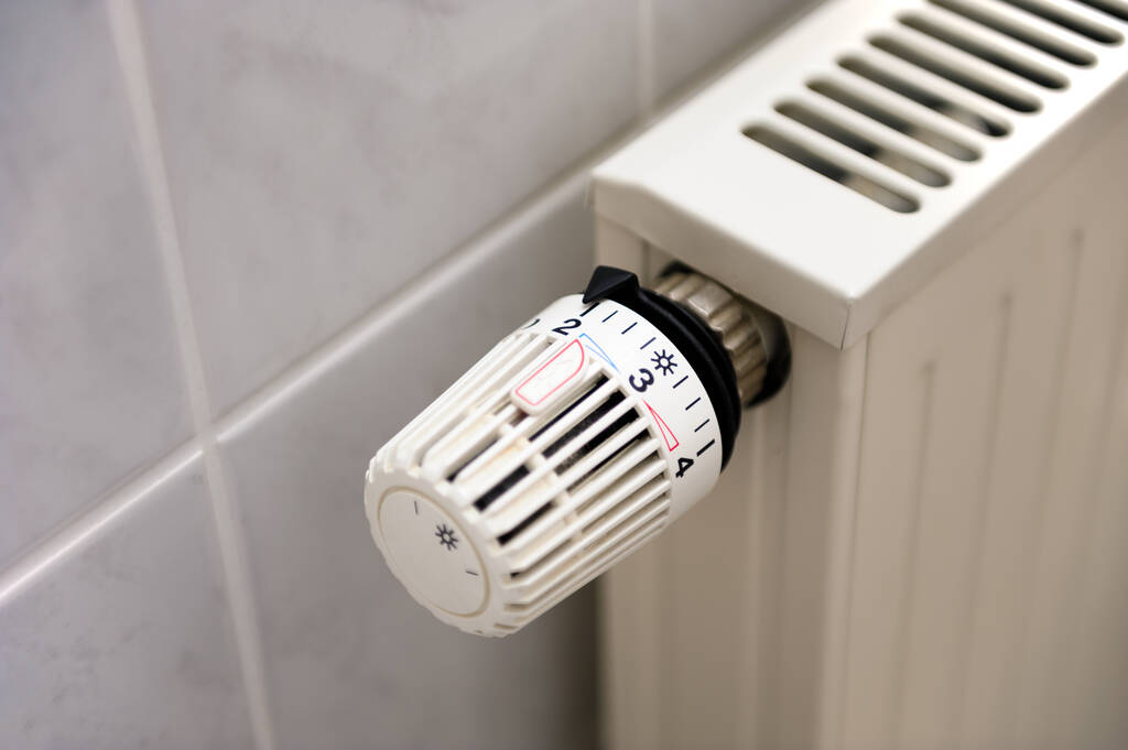 radiateur de chauffage dans la chambre - Photo, image