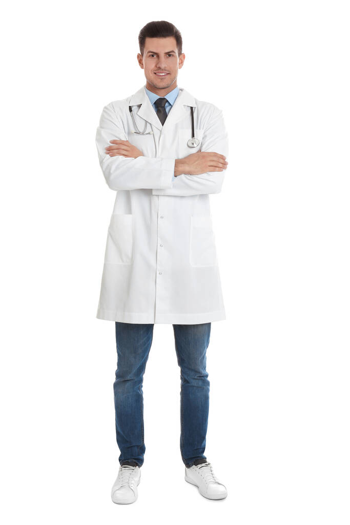 Προσωπογραφία γιατρού με στηθοσκόπιο σε λευκό φόντο - Φωτογραφία, εικόνα