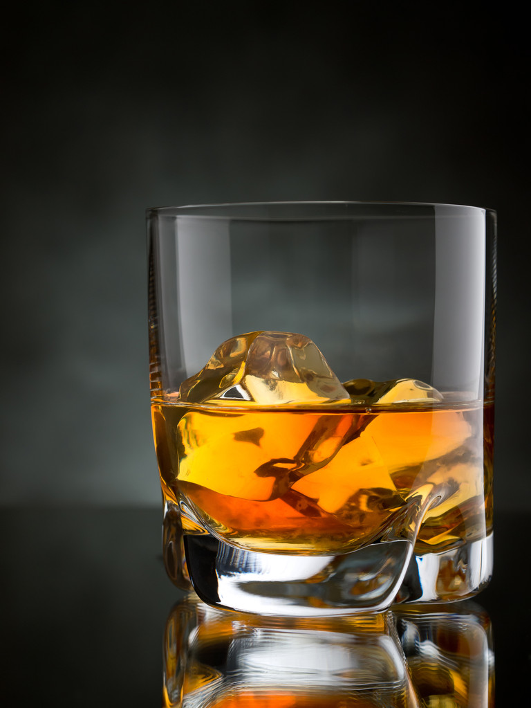 Whisky on the rocks - Photo, Image