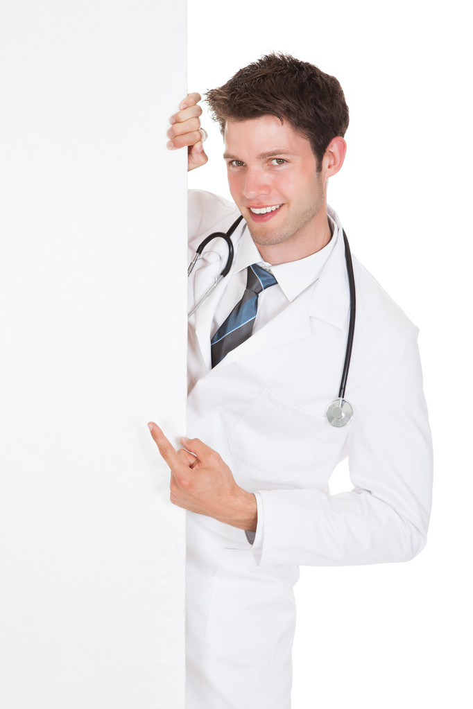 Portret van een gelukkige dokter - Foto, afbeelding