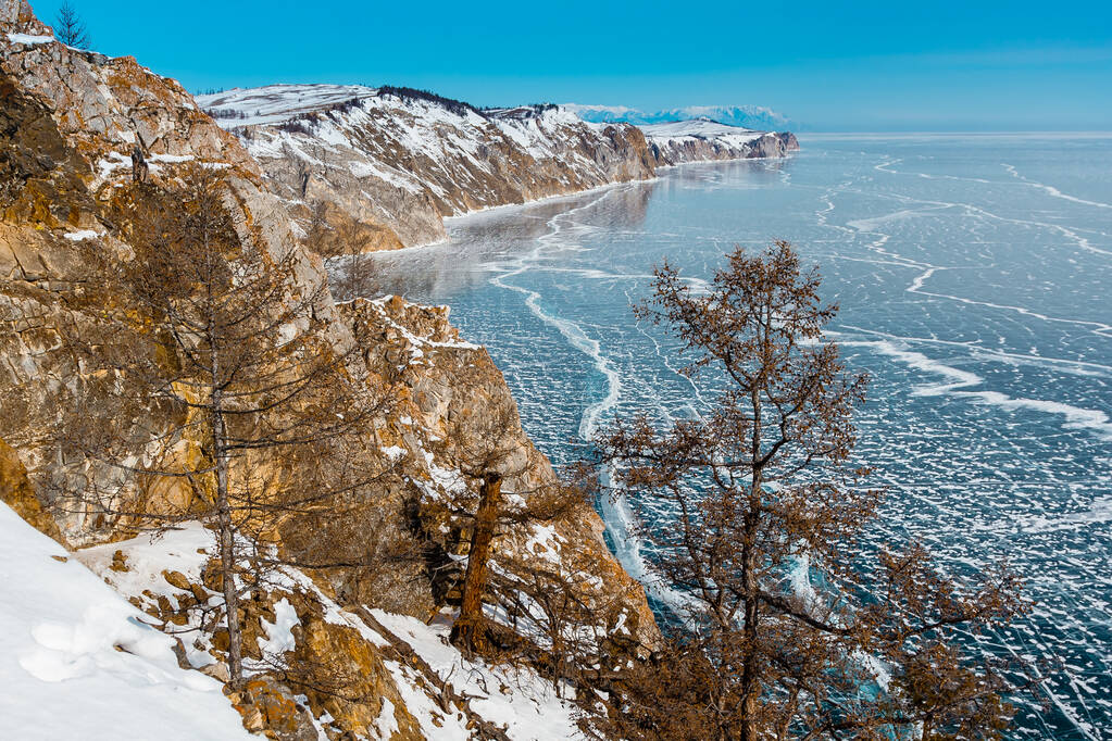 Rusland. Siberië. Irkoetsk. Het Baikalmeer. Olkhon eiland. - Foto, afbeelding
