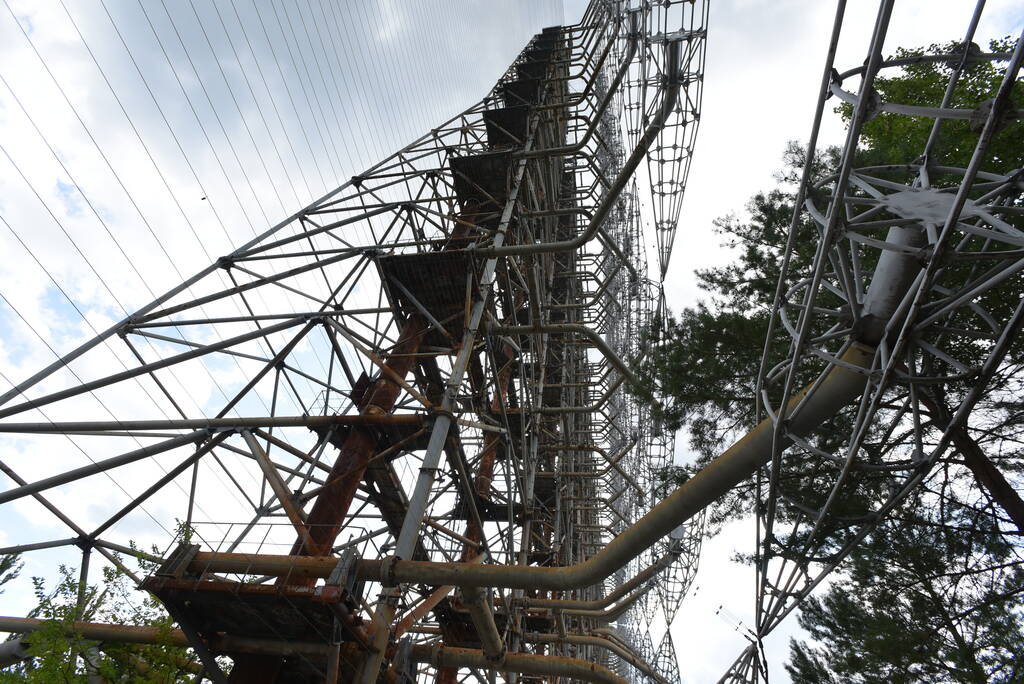 Duga era un sistema de radar soviético sobre el horizonte (OTH). Antena militar en Chernobyl
. - Foto, imagen