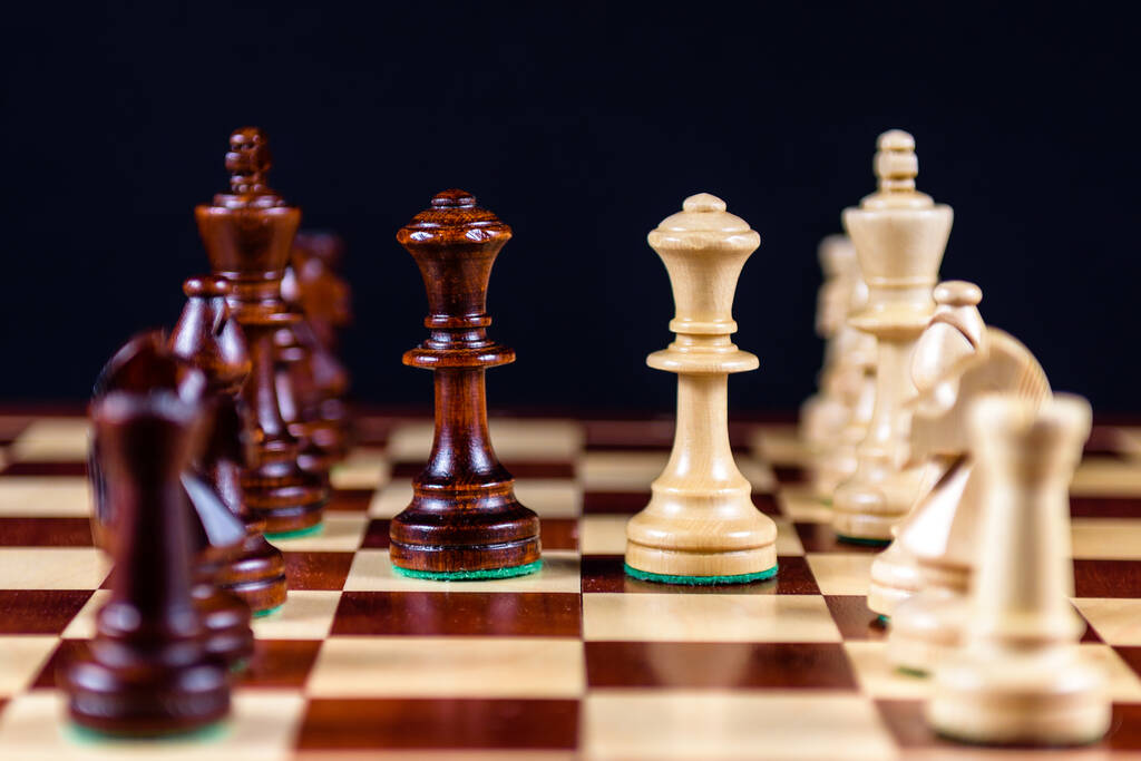 зустріч шахових королев
 - Фото, зображення