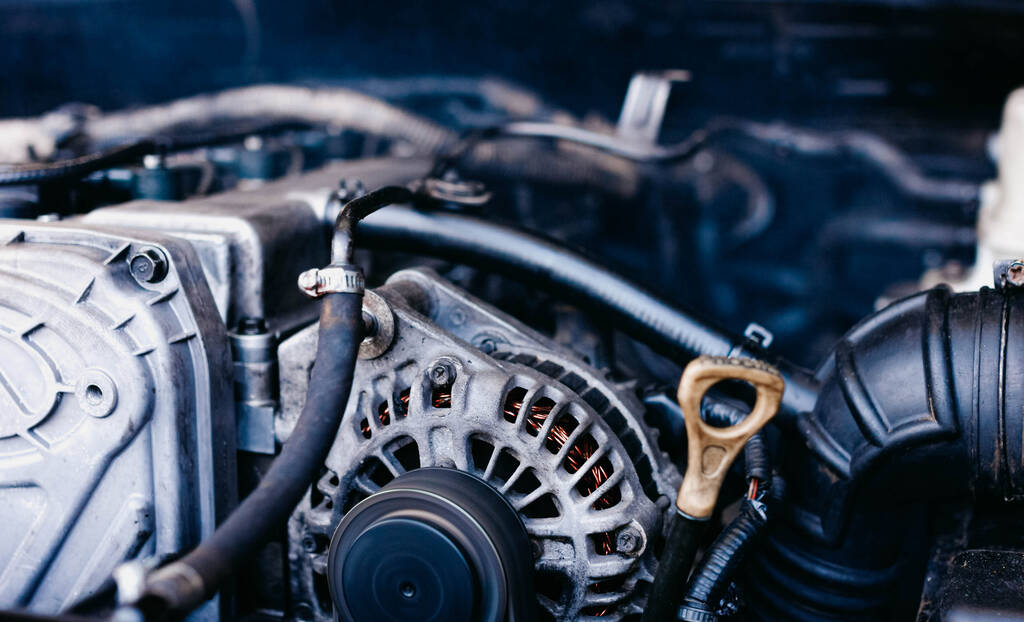 Auto-Reihenmotor-Reparatur, zerlegter Motor, Nahsicht - Foto, Bild