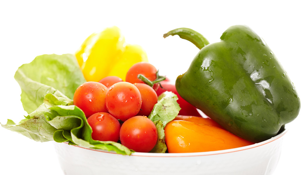 Cuenco con verduras frescas
 - Foto, Imagen