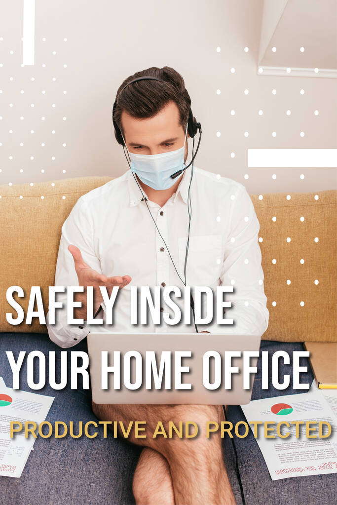 Freelancer en máscara médica, bragas y camisa usando auriculares durante la videollamada en el portátil, con seguridad dentro de su ilustración de oficina en casa
 - Foto, Imagen
