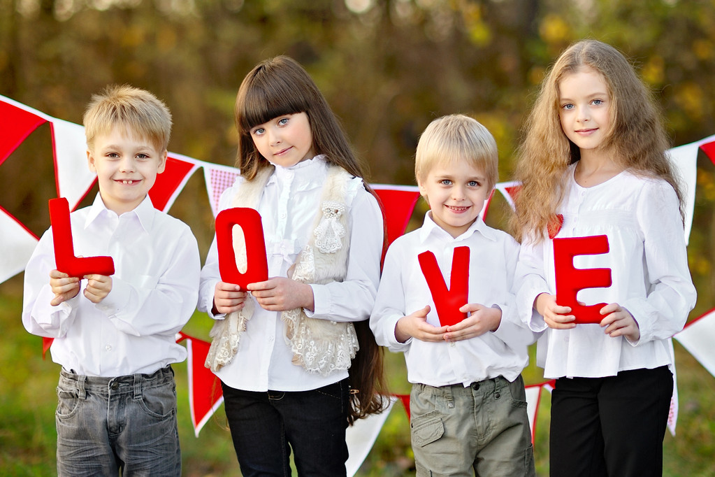 bambini con stile arredamento San Valentino
 - Foto, immagini