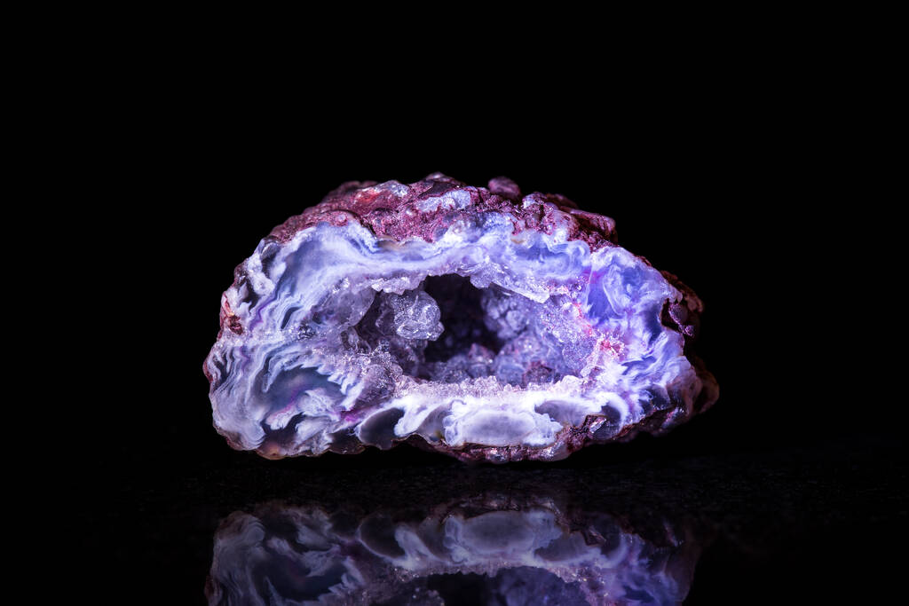 Lilac Agate Druse with black Background - Photo, Image