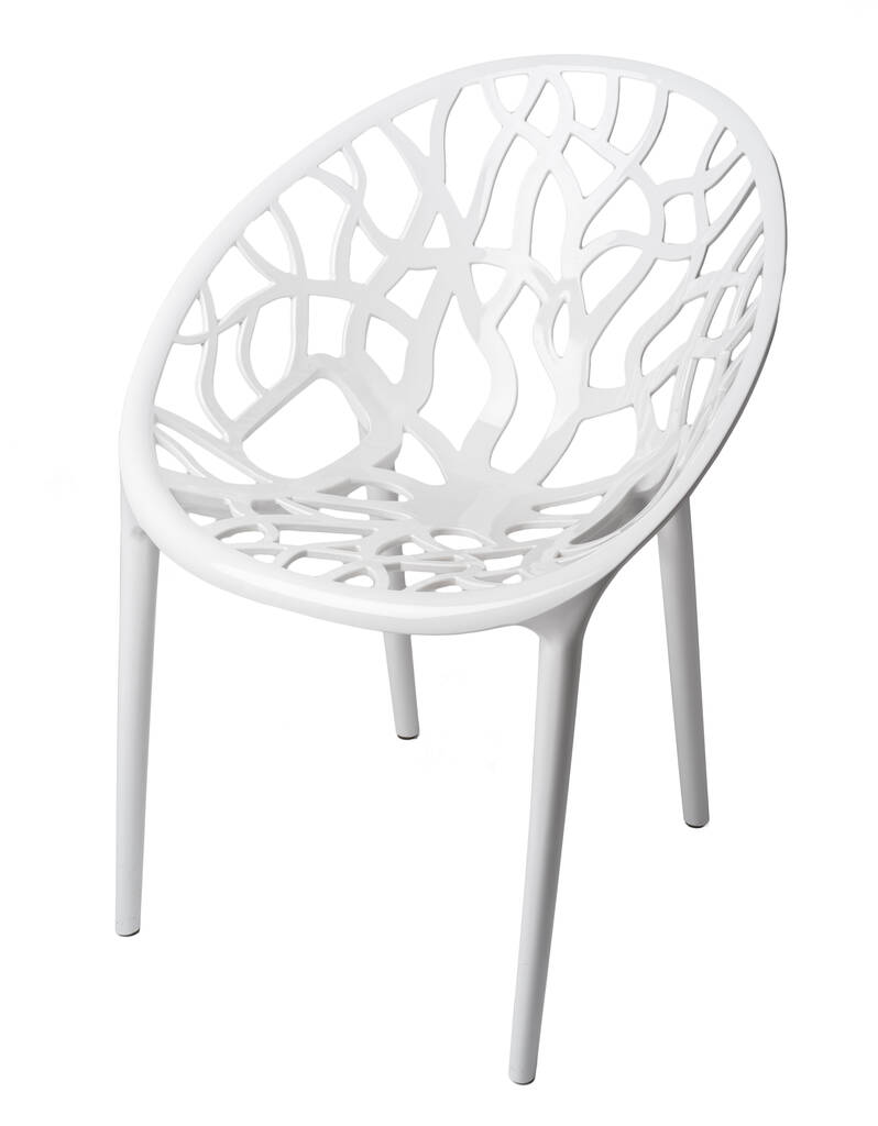 Une chaise de jardin isolée sur fond blanc - Photo, image