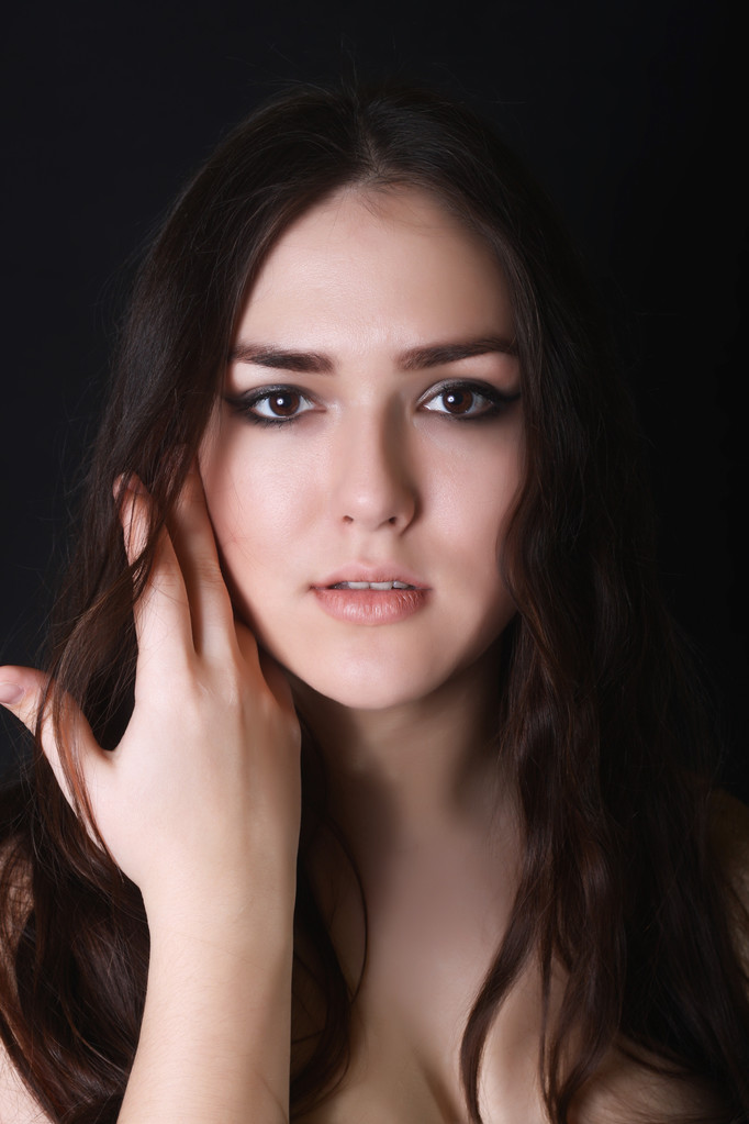 atraindo mulher com cabelos castanhos longos e maquiagem sexy
 - Foto, Imagem