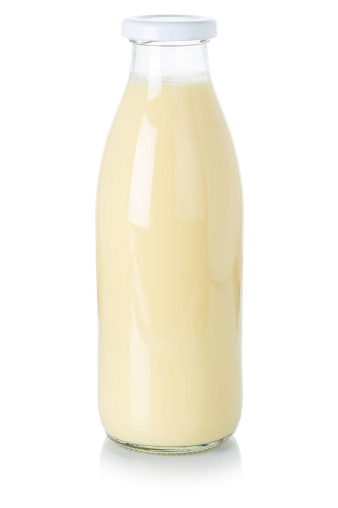 Napój mleczny koktajl owocowy koktajl mleczny w butelce izolowanej na białym tle - Zdjęcie, obraz