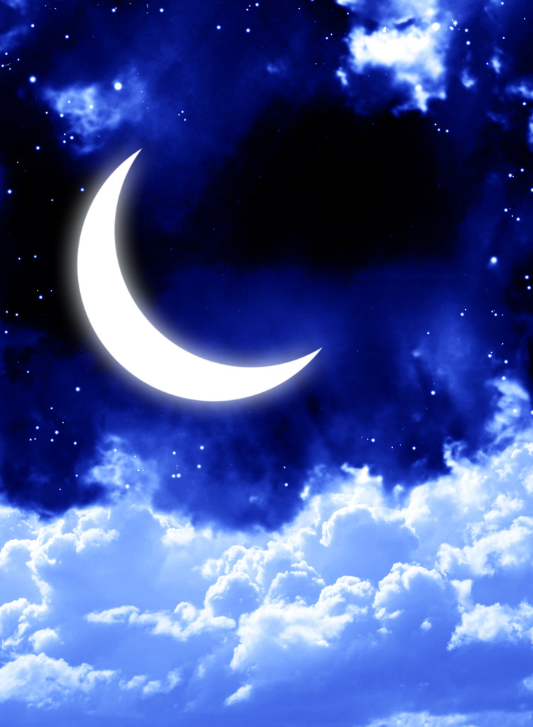 Luna brillante en el cielo nocturno
 - Foto, imagen