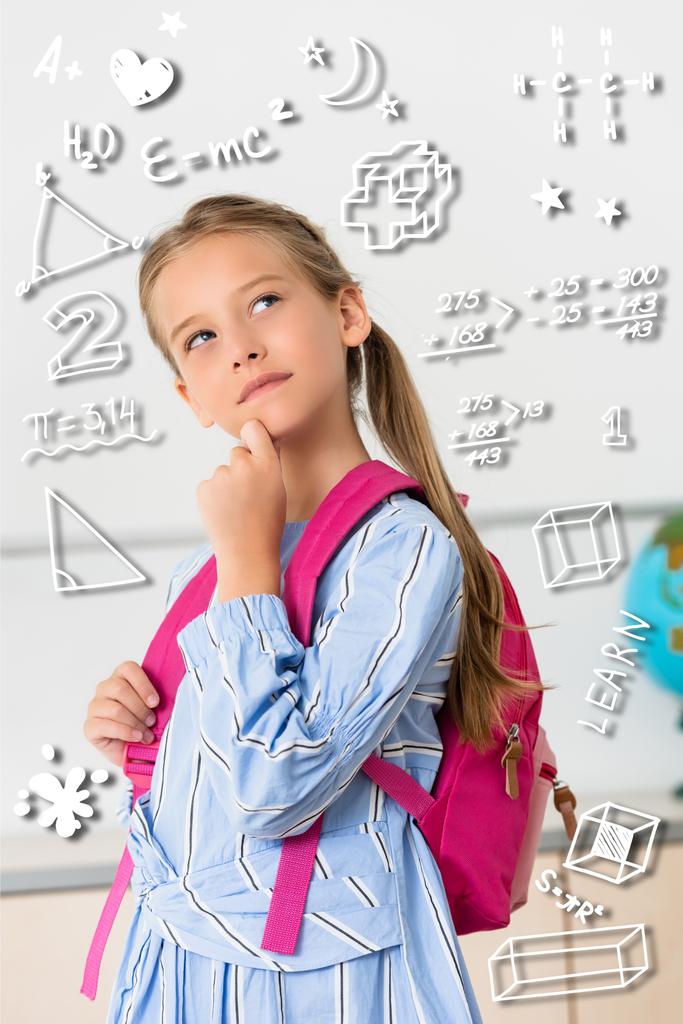 Zasněný školačka dívá pryč v blízkosti vzorce ilustrace  - Fotografie, Obrázek
