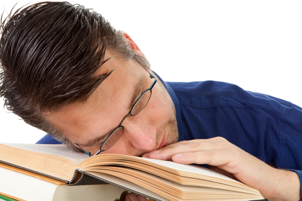 hloupý geek usnout na knihy - Fotografie, Obrázek