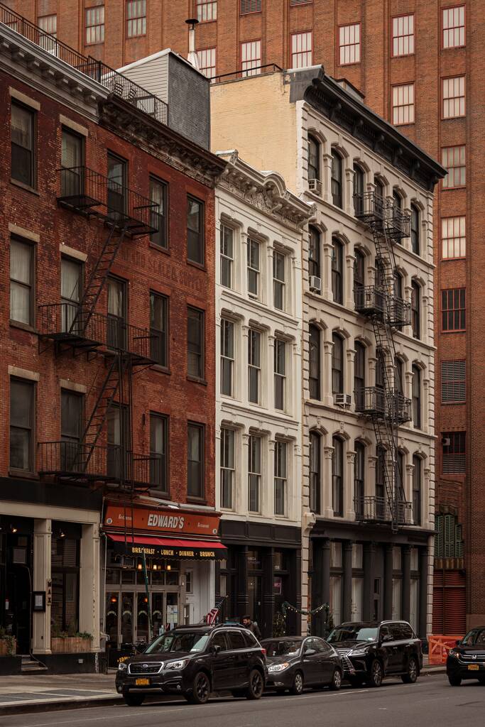 Архитектура Западного Бродвея в Трибеке, Манхэттен, Нью-Йорк - Фото, изображение
